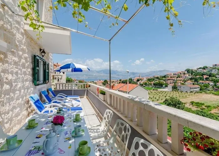 Appartement With Parking Space Postira, Brac - 24905 Postira