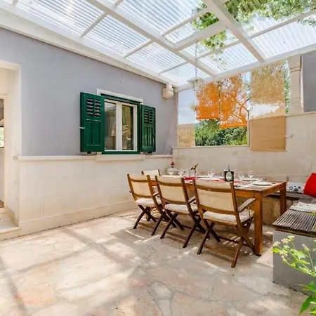 Apartman With Parking Space Postira, Brac - 24905